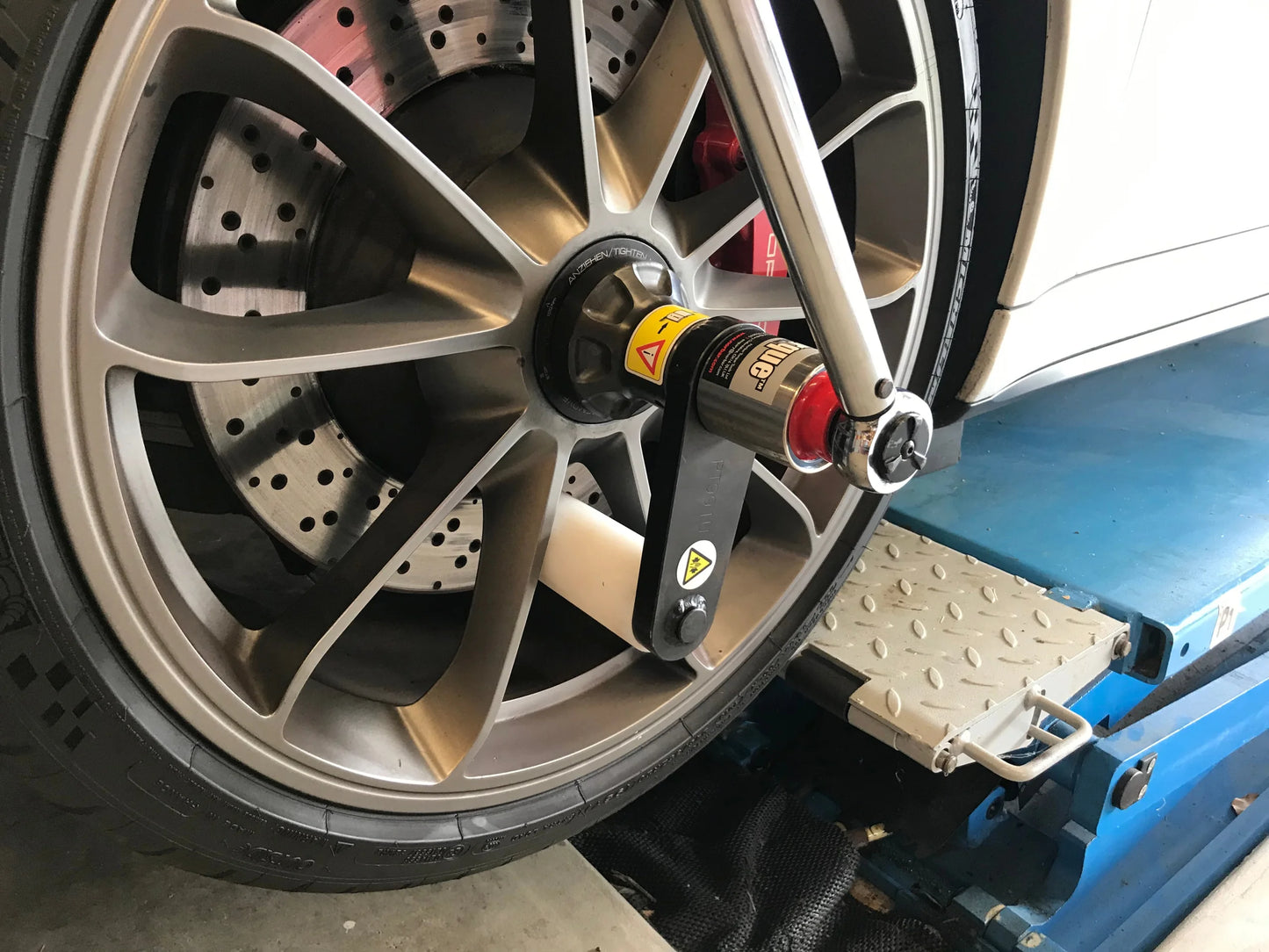 RENNtorq センターロックツール V2 for PORSCHE Center Lock Wheel.