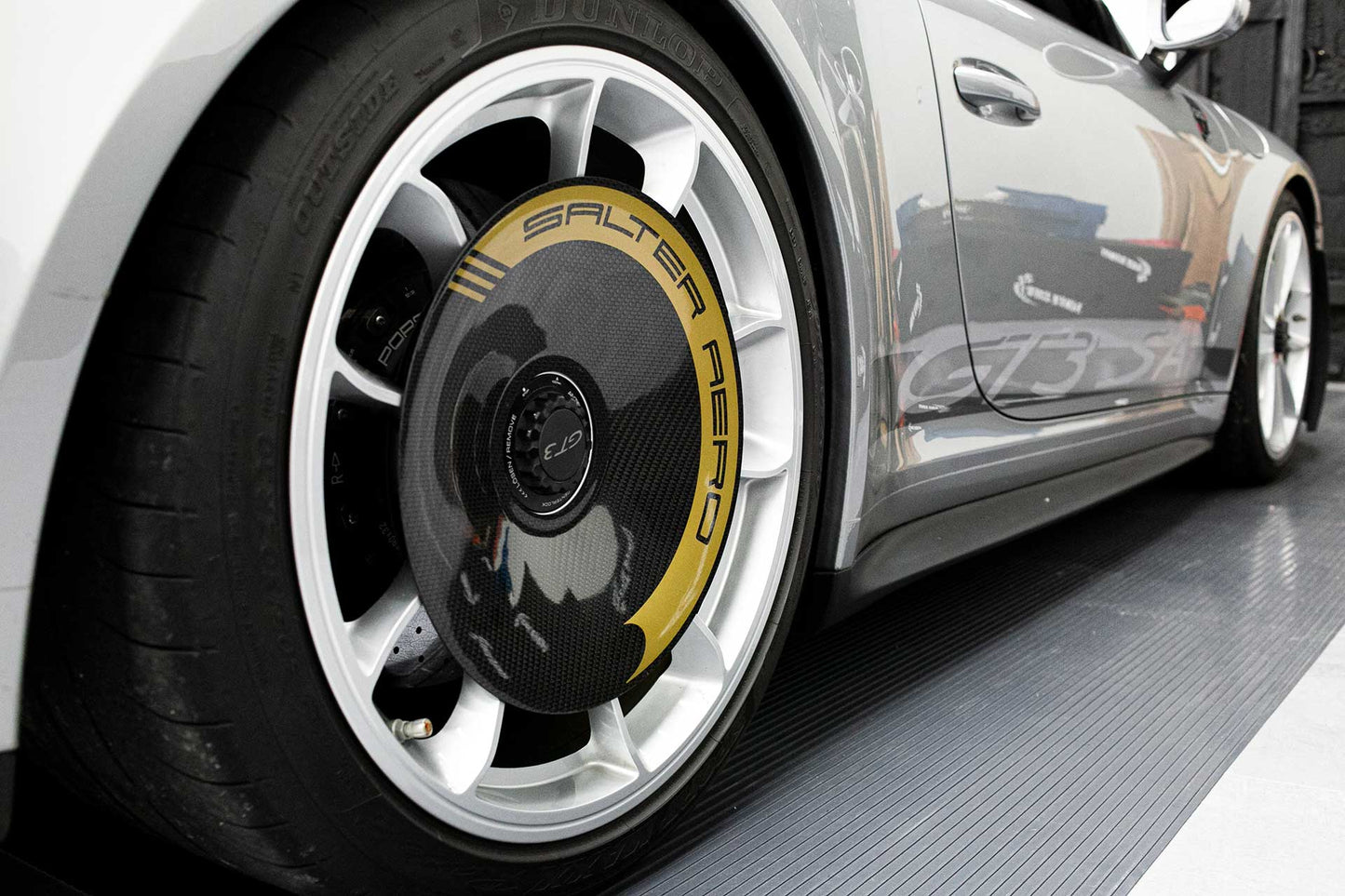 Salter Aero │ CARBON FIBER AERO DISCS for Porsche 911 GT3(991)