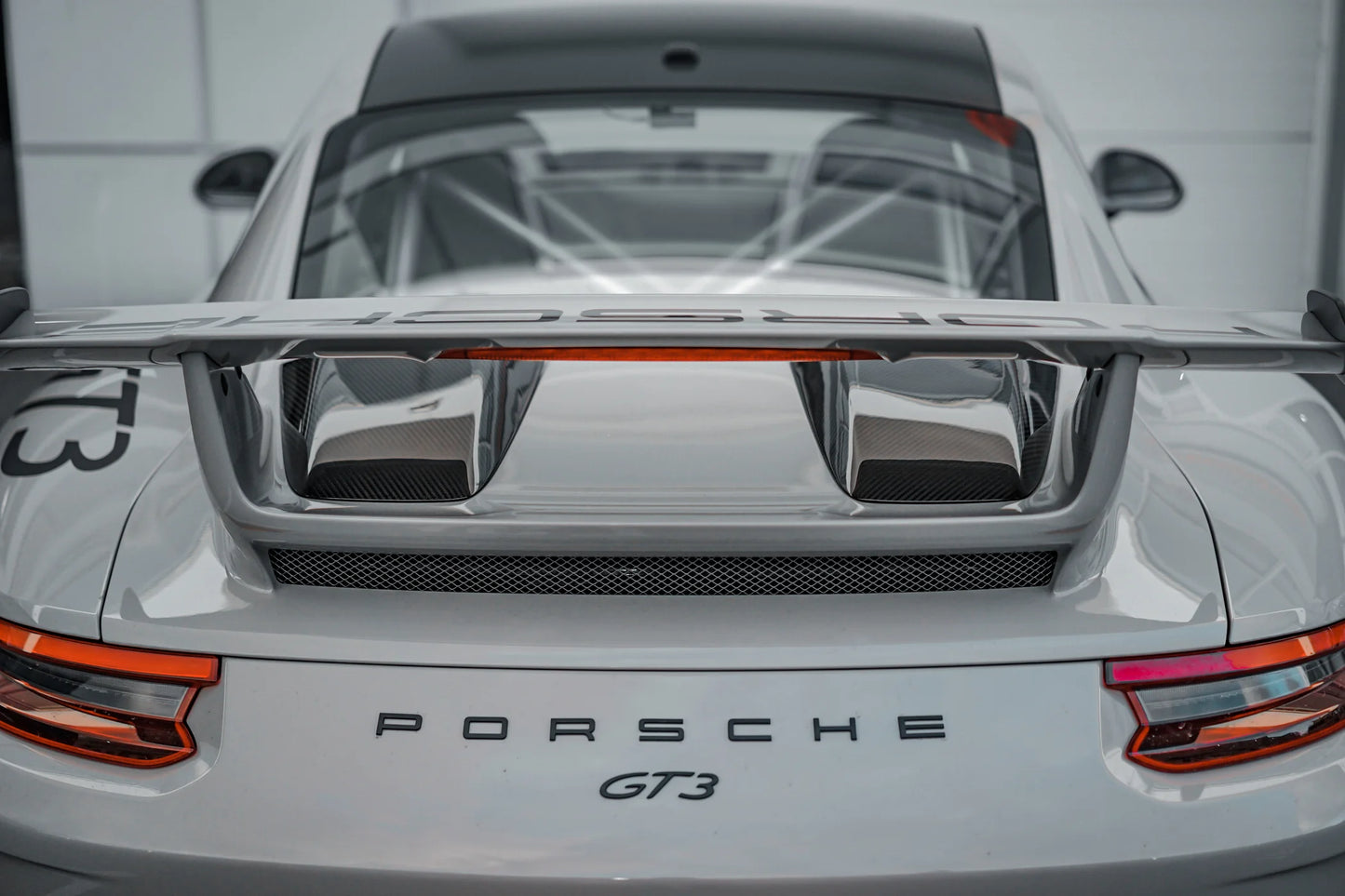 Salter Aero / Carbon Fiber Engine Scoops for PORSCHE 991.2 GT3