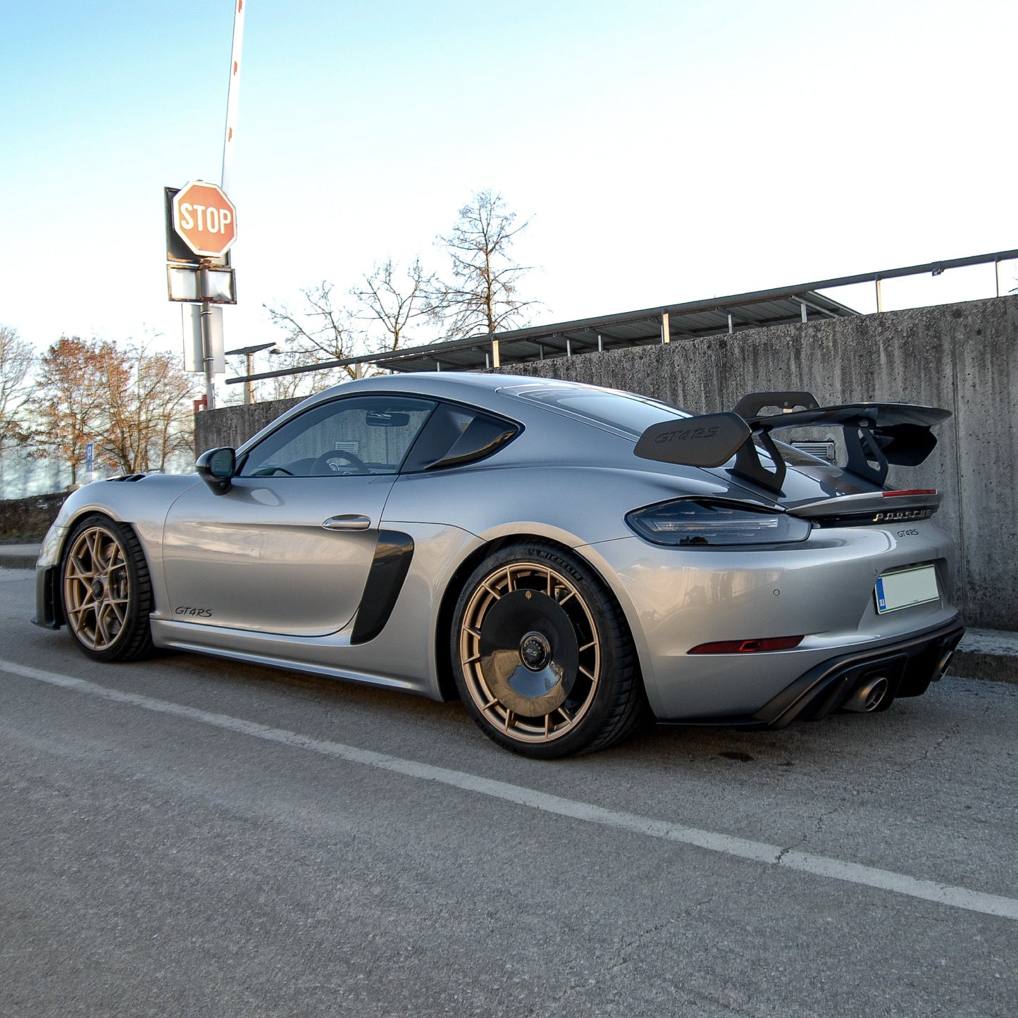Gold Leaf │ CARBON FIBER AERO DISCS for Porsche 718 GT4 RS - Aluminum wheels
