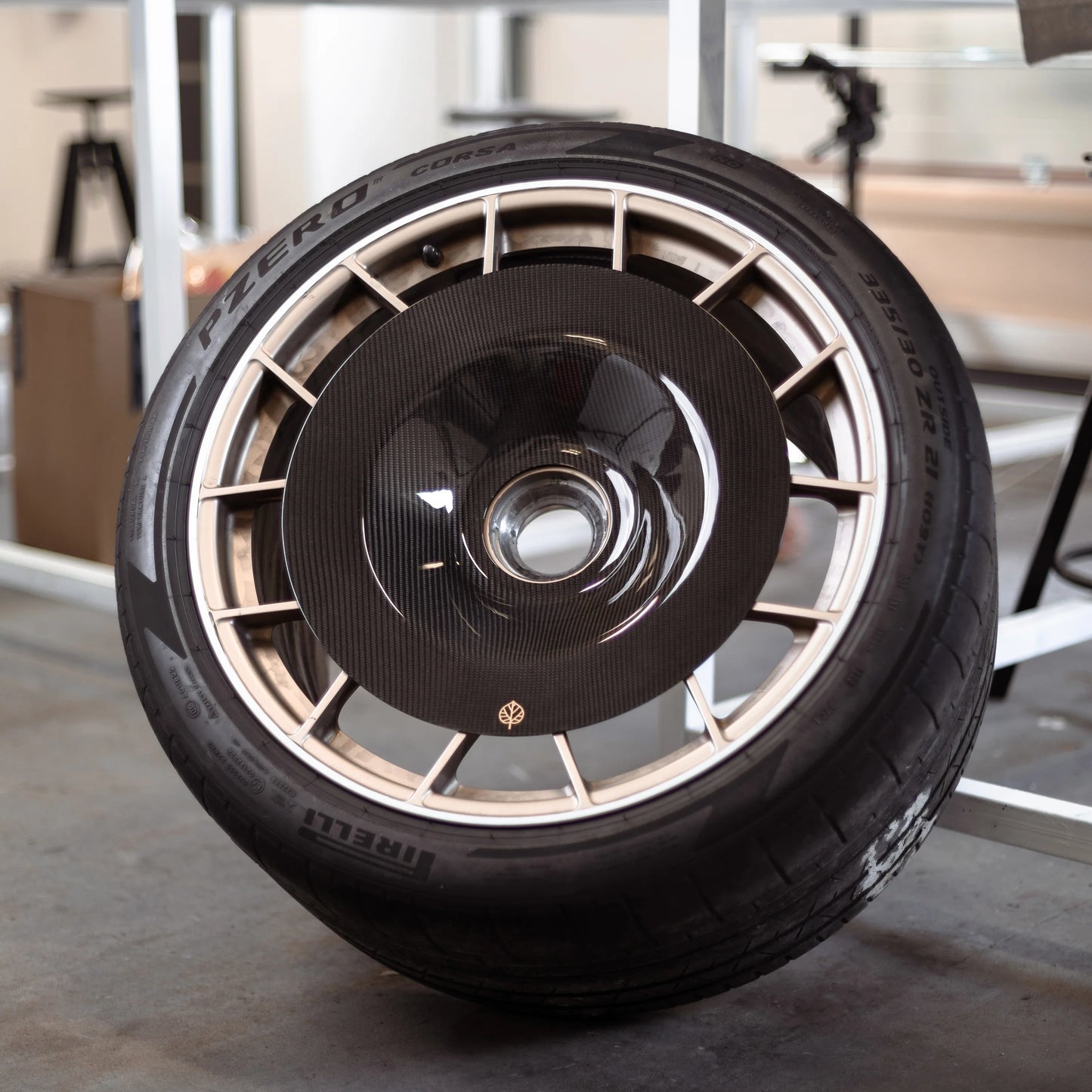 Gold Leaf │ CARBON FIBER AERO DISCS for Porsche 911 GT3 RS (992.2) - MAG wheels