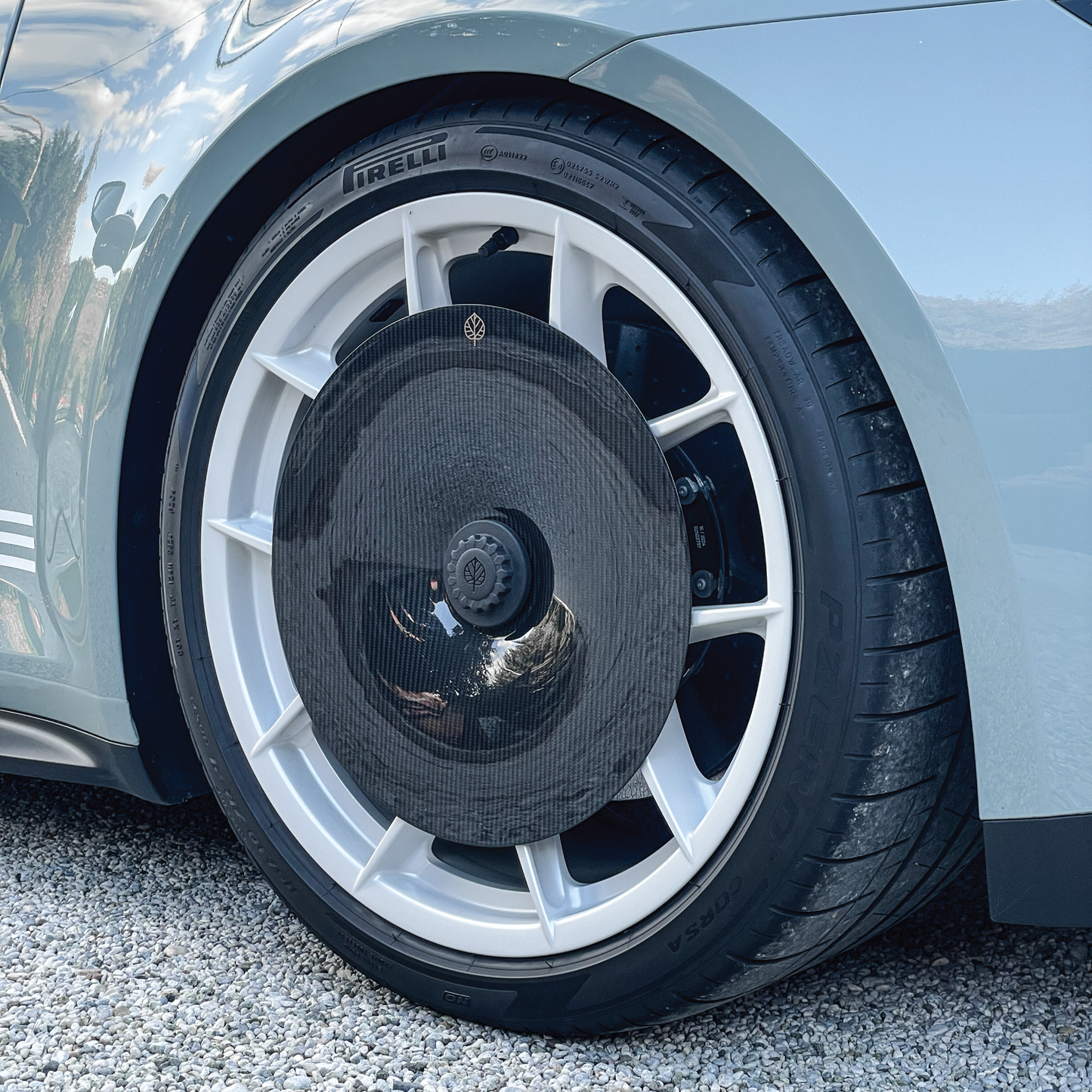 Gold Leaf │ CARBON FIBER AERO DISCS for Porsche 911 ST (992.1) - MAG wheels