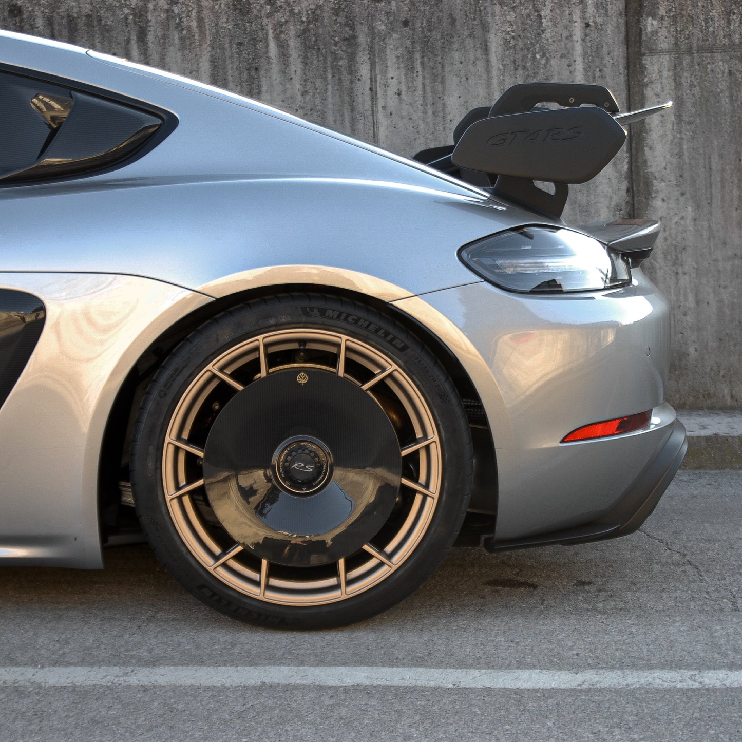 Gold Leaf │ CARBON FIBER AERO DISCS for Porsche 718 GT4 RS - Aluminum wheels